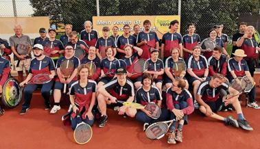 Turnhalle mit Tennisplatz getauscht