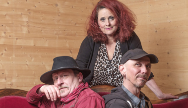 Romy erzählt im Diogenes-Theater vom Abschied und Wiedersehen in ihrer alten Beiz