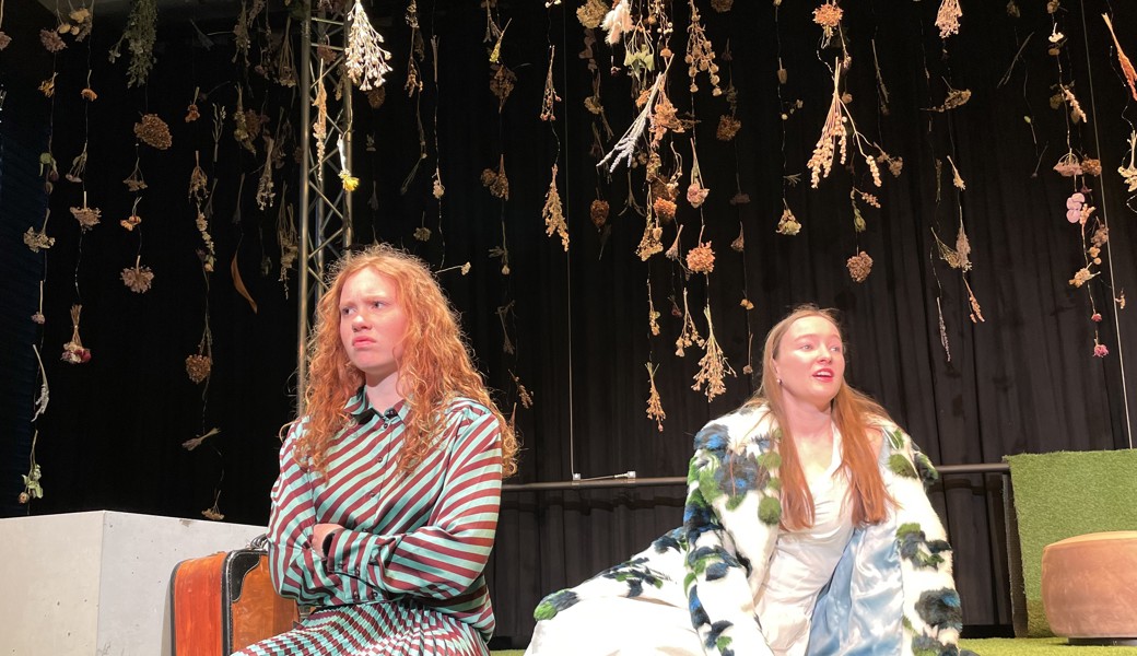 Vom Klassiker zu einem moderneren Theaterstück: «Leonce und Lena» mal anders inszeniert