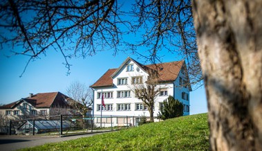 Streit um Seniorenheim Brenden: Abriss verzögert sich wegen Rechtsstreit Streit um Seniorenheim Brenden: Abriss verzögert sich wegen Rechtsstreit