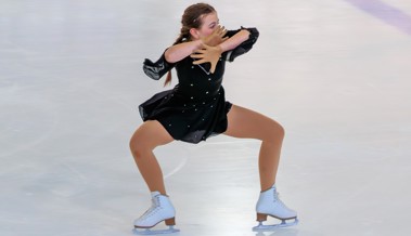 Medaillenregen für die Rheintaler Eisläuferinnen am Zubicup
