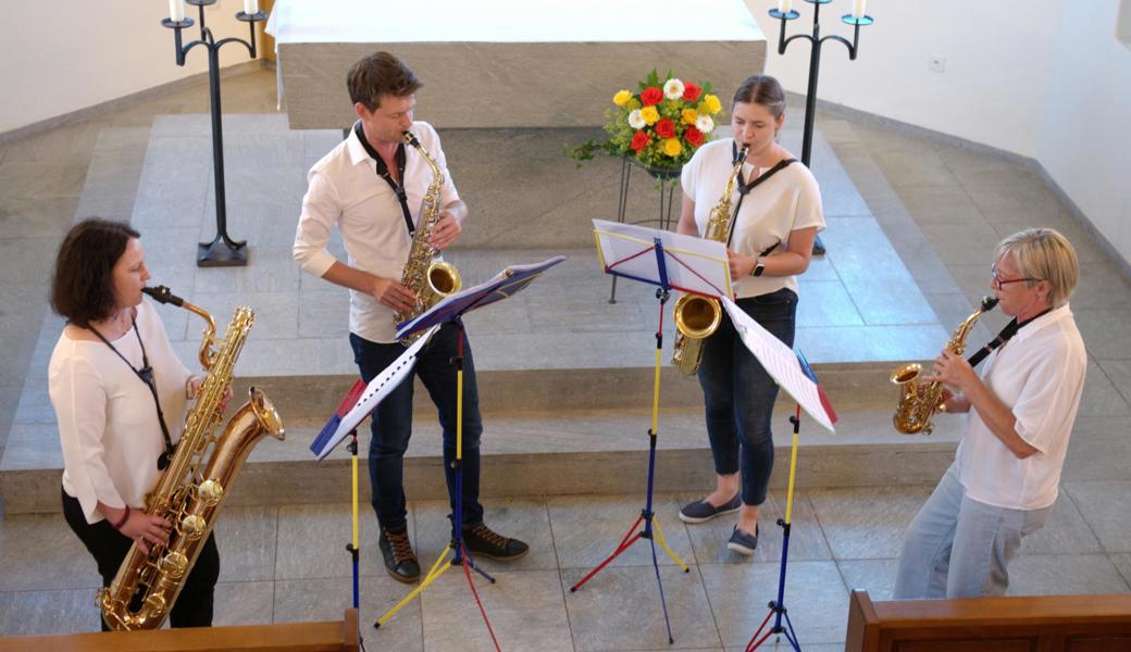 Riverside-Saxofon-Quartett mit Anita Wüst, Livio Zellweger, Tamara Stieger und Maria Seitz). 
