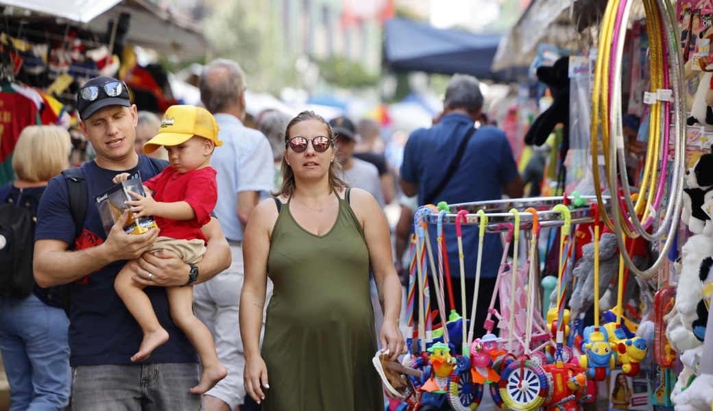 Der «Augstamarkt» erfreute sich auch dieses Jahr grosser Beliebtheit - während die Chilbi etwas zurückblieb