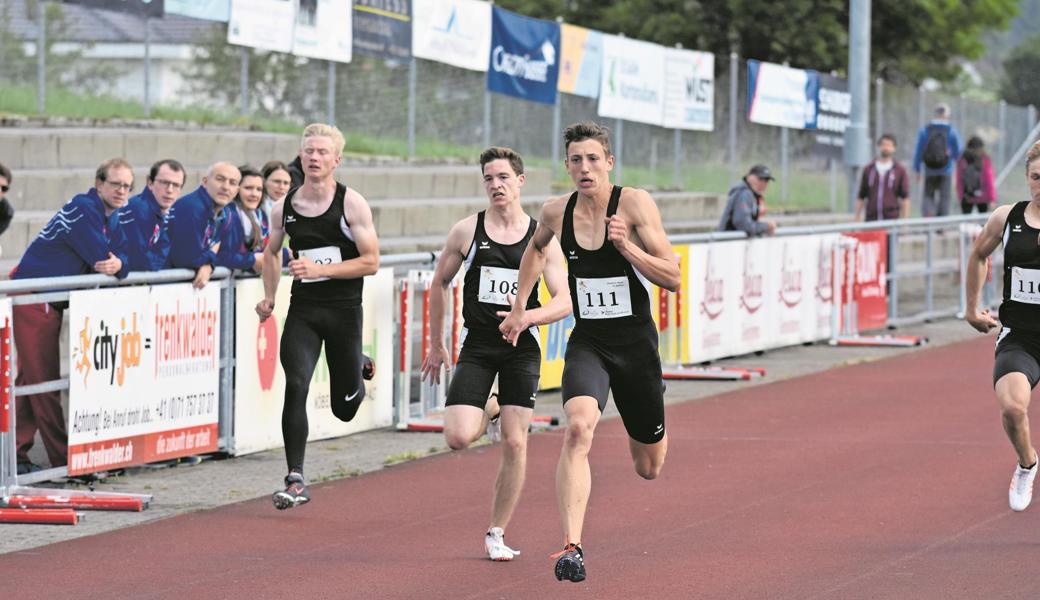 Junioren-WM-Medaillengewinner Simon Ehammer (Nr. 111) startet am Gesa-Cup.