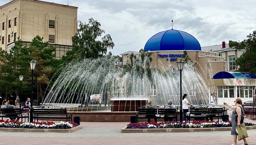 Kostanay liegt in Nordost-Kasachstan und hat rund 240000 Einwohnerinnen und Einwohner. Im Stadtzentrum ist’s aber sehr ruhig.