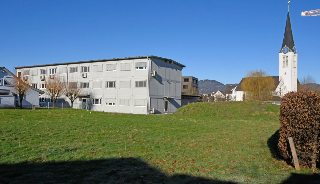 Mut zur offenen Wiese oder Demut heisst heute, sichtbar zu sein und Nähe über Rückzug zu stellen