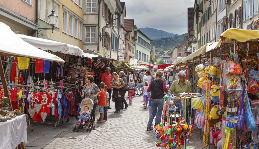 Der August-Markt ist stets gut besucht und bietet ein vielfältiges Angebot. 