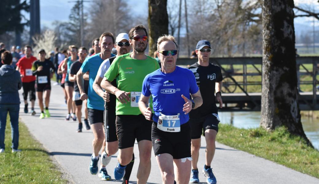 Der Rhylauf lockt erstmals seit drei Jahren wieder viele Laufsportbegeisterte an.