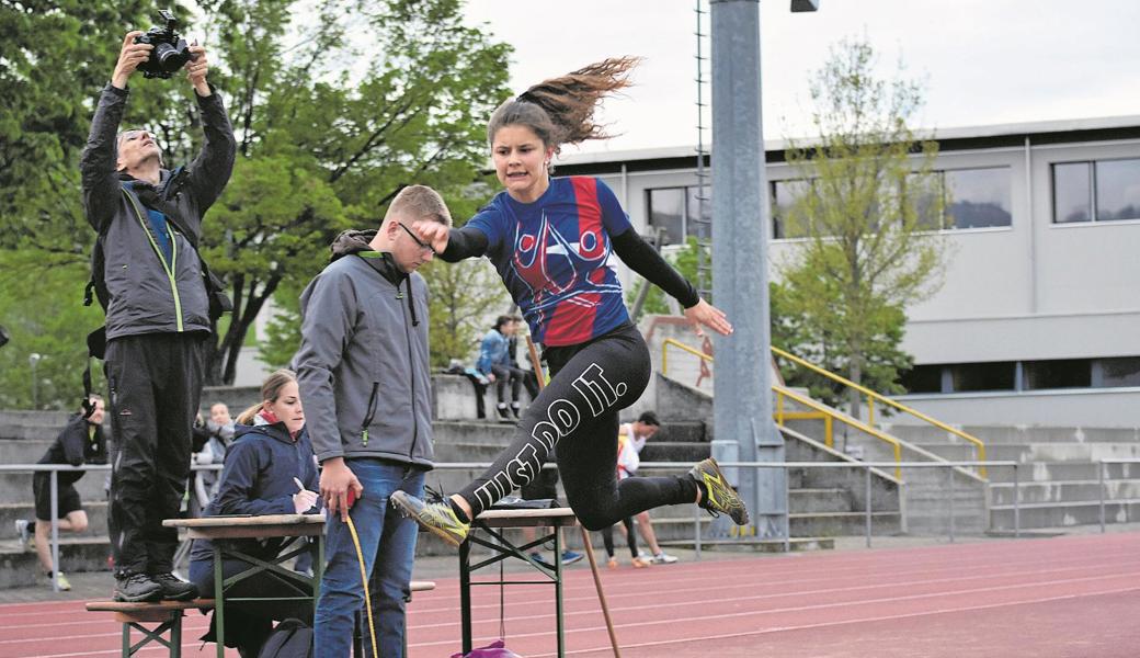 Scherenschritt: Ronja Hungerbühler, STV Marbach.