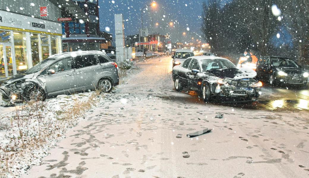 In Staad stiessen am frühen Morgen zwei Autos zusammen.