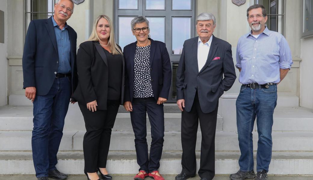 Scheidende und neue Amtsträger in der Vorderländer Gemeinde Lutzenberg (von links): Peter Müller, Simona Maiorana, Maria Heine Zellweger, Werner Meier und Lukas Hiltbrunner.