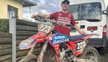 Arbeiten, schlafen, motocrossen: Mariano lebt für sein Hobby