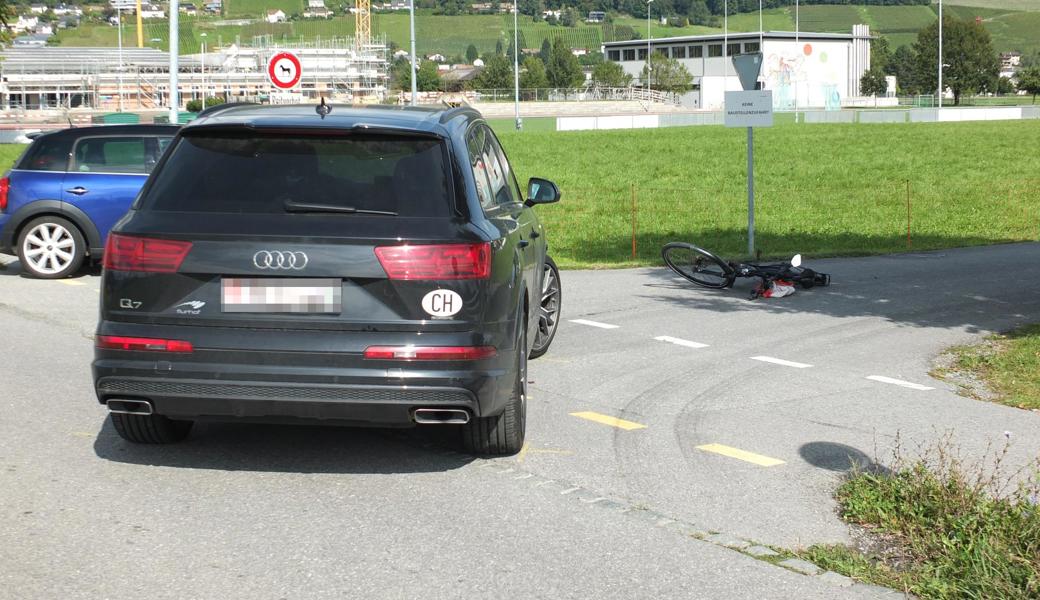 Der Autofahrer übersah die 16-jährige E-Bike-Fahrerin.