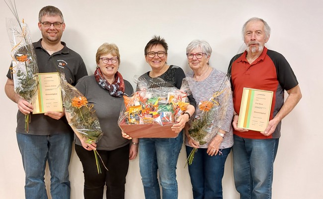 Drei Jahrzehnte im Verein aktiv: Zwei Männer sind neue Ehrenmitglieder im Samariterverein