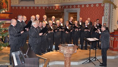 Männerchor stellte in seinem Weihnachtskonzert das Wunderbare des Festes ins Zentrum