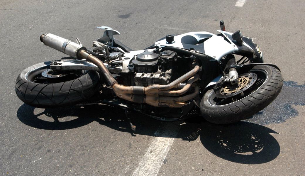 Tödlicher Verkehrsunfall im Bregenzerwald: Schweizer Motorradfahrer verunglückt