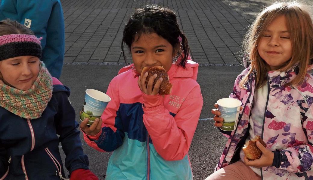 Den Kindern schmeckte der gesunde Znüni. 