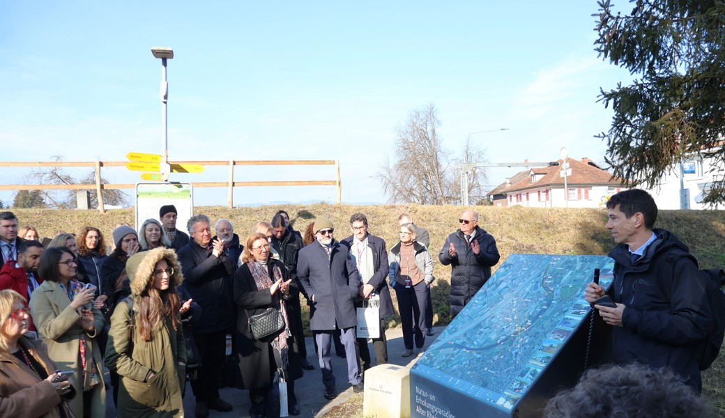 «Hier, wo manche gerettet wurden und andere nicht»  – Bund stellt OSZE-Vertretern Projekt für die Opfer des Nationalsozialismus vor