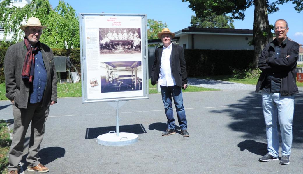 Marcel Zünd, Leiter Museum Heiden, Ralph Harb, Kurator, und Stefan Sonderegger, Präsident des Historisch-Antiquarischen Vereins (von links), bei der Ausstellungsbegehung.