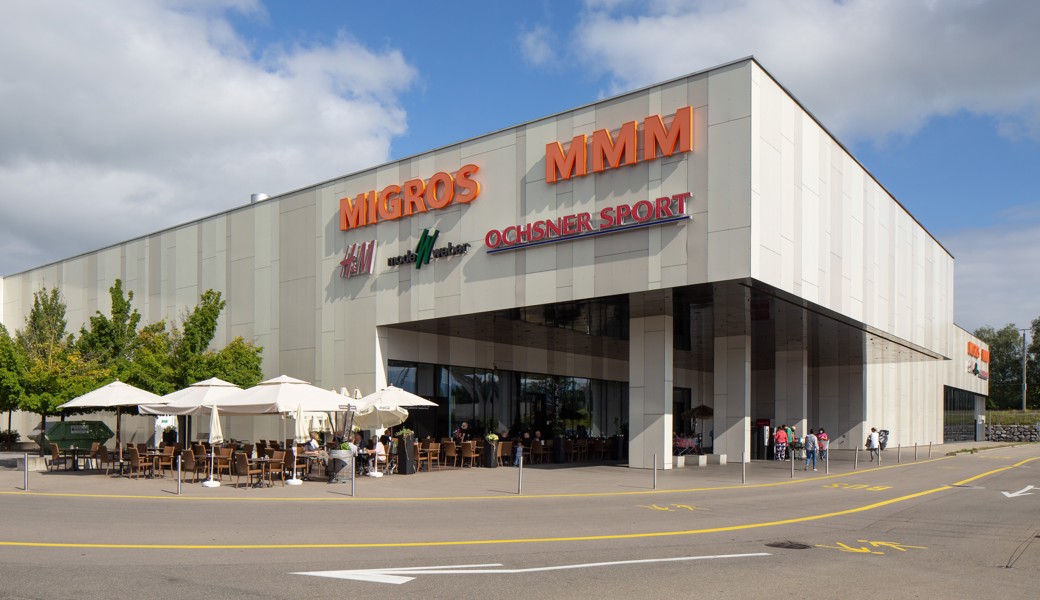 Baustart im Rheinpark: Bäckerei, Supermarkt und Restaurant werden erneuert