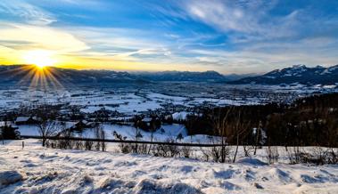 Grandioser Winter-Sonnenaufgang über dem Rheintal
