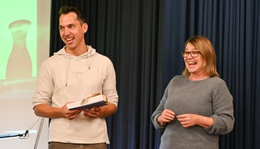 Lesung mit Carlo Janka in der Bibliothek: Beim «Iceman» taut das Publikum auf