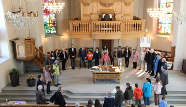 Fröhlicher Familiengottesdienst mit Abendmahl und Abschied