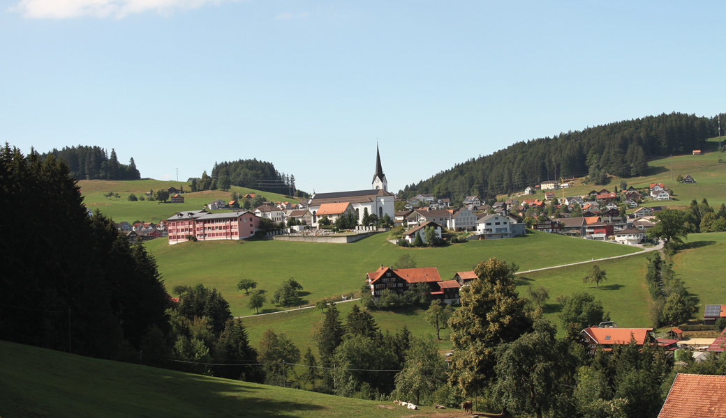 Veränderungen in Kommissionen – Bezirk spricht Beiträge für Vereine und Institutionen