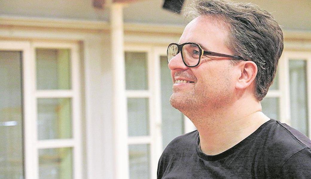 Regisseur Michael Weder gefällt’s. Er kann seine Darsteller oft loben.