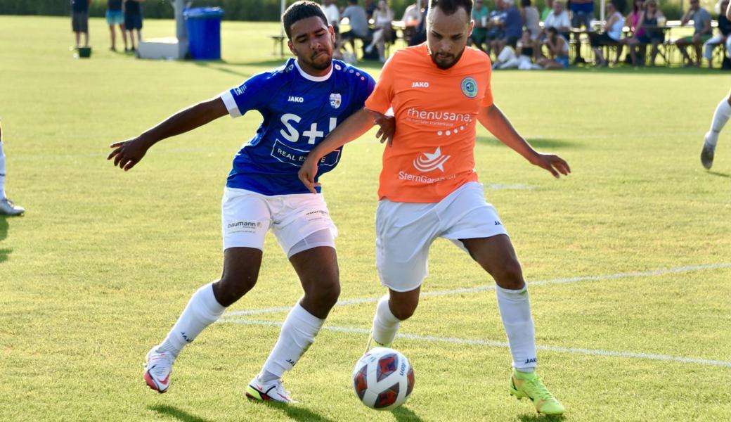 Widnau (links Carlos De Almeida) setzte sich gegen Diepoldsau (Cyril Dietsche) mit 8:1 durch, verpasste aber dennoch den Halbfinal.