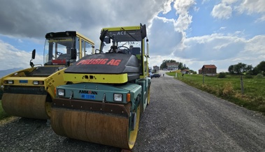 Belagsarbeiten: Strasse von Oberegg auf den St.Anton gesperrt