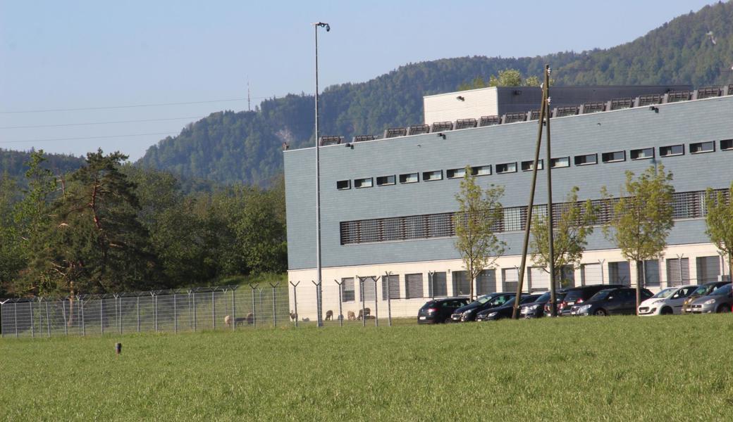 Im Altstätter Regionalgefängnis, in der Zelle ganz oben links, musste Edwin Kopp 40 Tage in U-Haft verbringen.