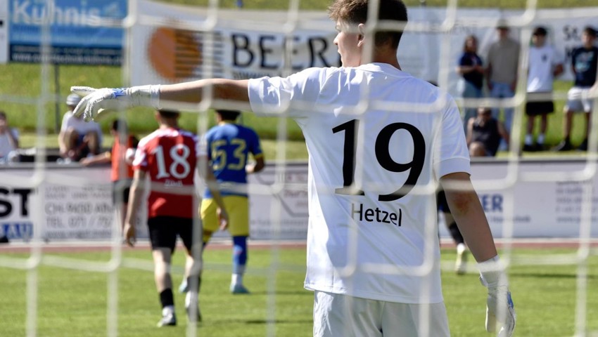 Auch am Altstätter U19-Turnier stand Leo Hetzel zwischen den Pfosten. Er wechselte sich dort mit Altstättens Bruno Mota Marinho ab.