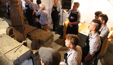 Am Druckfest wurde Wein gepresst wie vor 100 Jahren