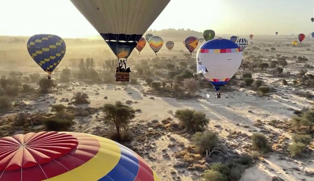 Ballontreffen über der Oase Al-’Ula. Mit dabei war auch ein Team des Ballonclubs Alpenrheintal.