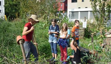 Schüler feiern ihren Naturgarten