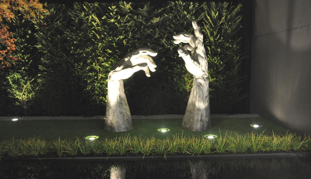 Beleuchtete Skulpturen haben eine mystischen Reiz.
