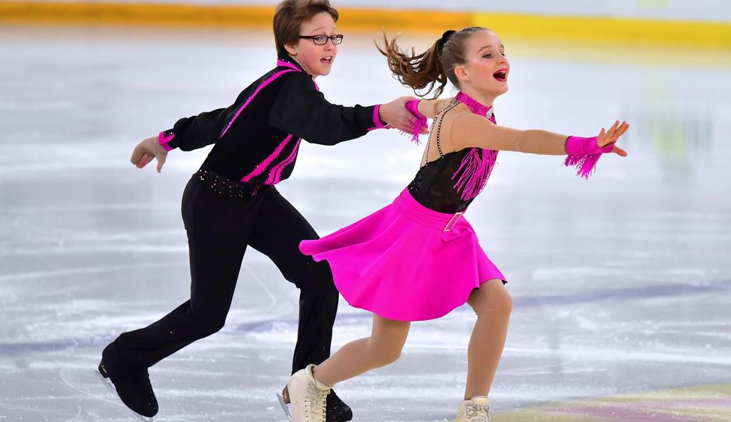 Rheintaler Mannschaft des Jahres 2019: Lorena Koller und Timon Suhner vom EV Mittelrheintal.