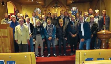 Männer pilgerten zur Kirche St. Michael