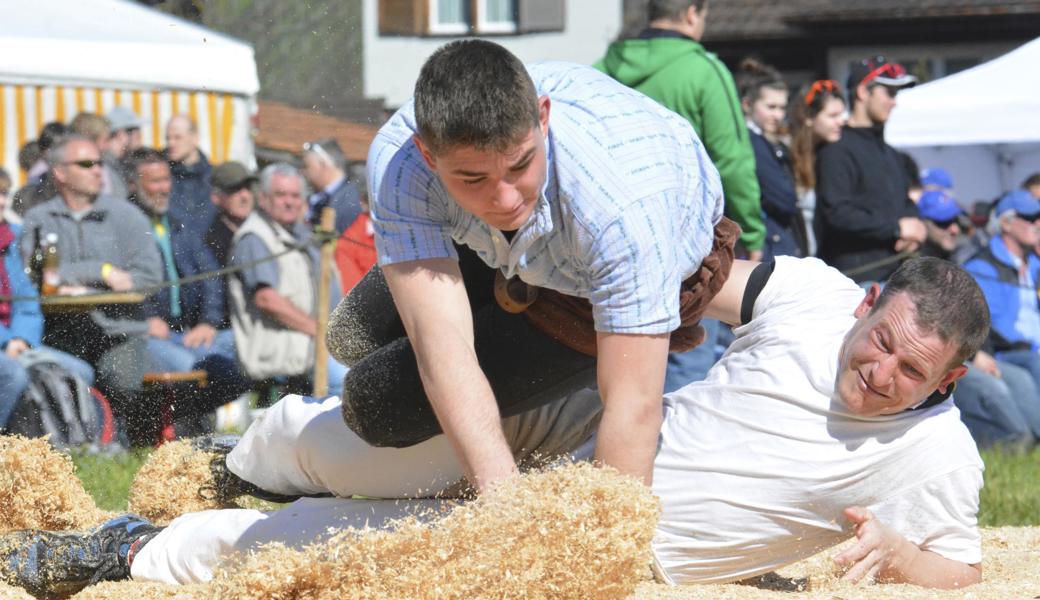 Einer der hoffnungsvollen jungen Schwinger aus Rheintaler Sicht ist Fabian Ulmann (Sennenhemd).