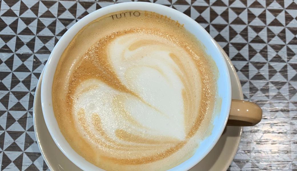 Diesen Kaffee mit einem Rahm-Herzchen trank Leonie im Messepark.