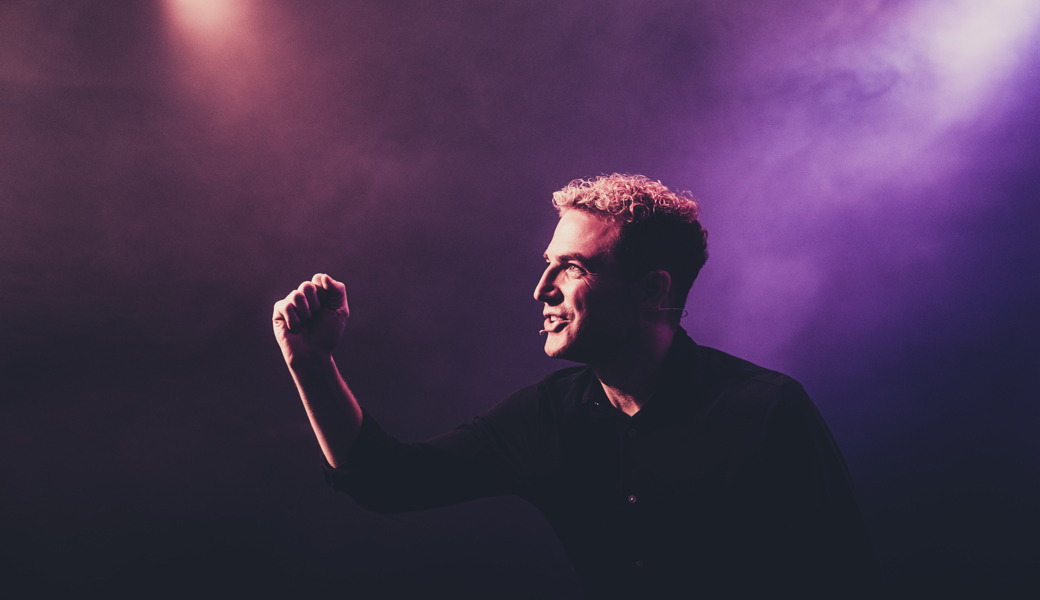 Comedian Michael Elsener: «Ihr könnt reden und der Rest der Schweiz versteht Bahnhof»