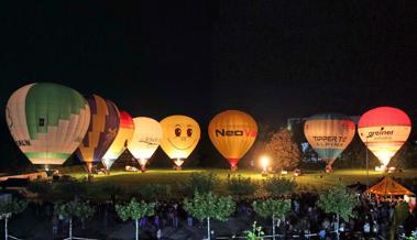 Das romantische Ballonglühen «Night Glow» wird ein Spektakel