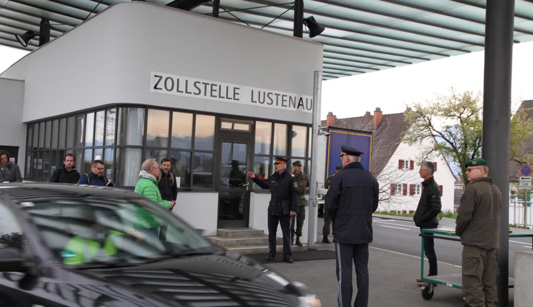 Der Grenzübertritt ins Vorarlberg unterliegt nun weniger scharfen Regeln und ist auch für Ungeimpfte möglich. 