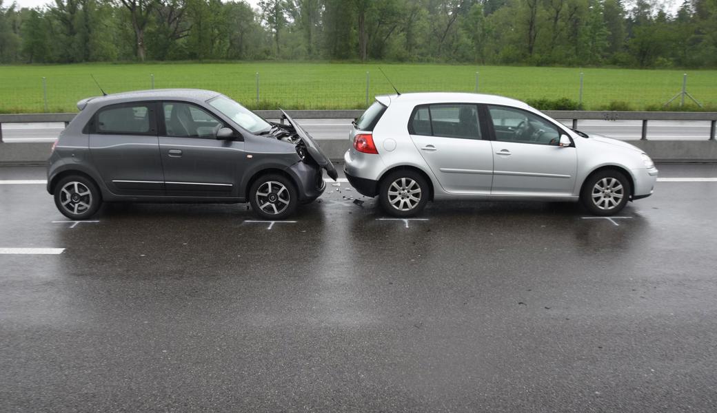 Der erste Unfall auf der Autobahn führte zu einem zweiten (Bild).