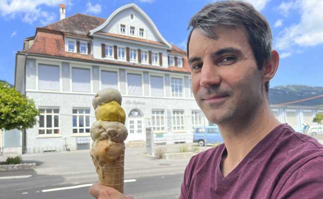Die lange Warteschlange vor dem Glace-Stand war für den Produzenten ein «schönes Bild»