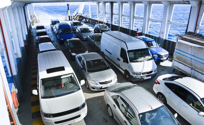 Den Lustenauern passt der Standort der Rheinbrücke nicht - wäre ihnen ein Fährbetrieb lieber?