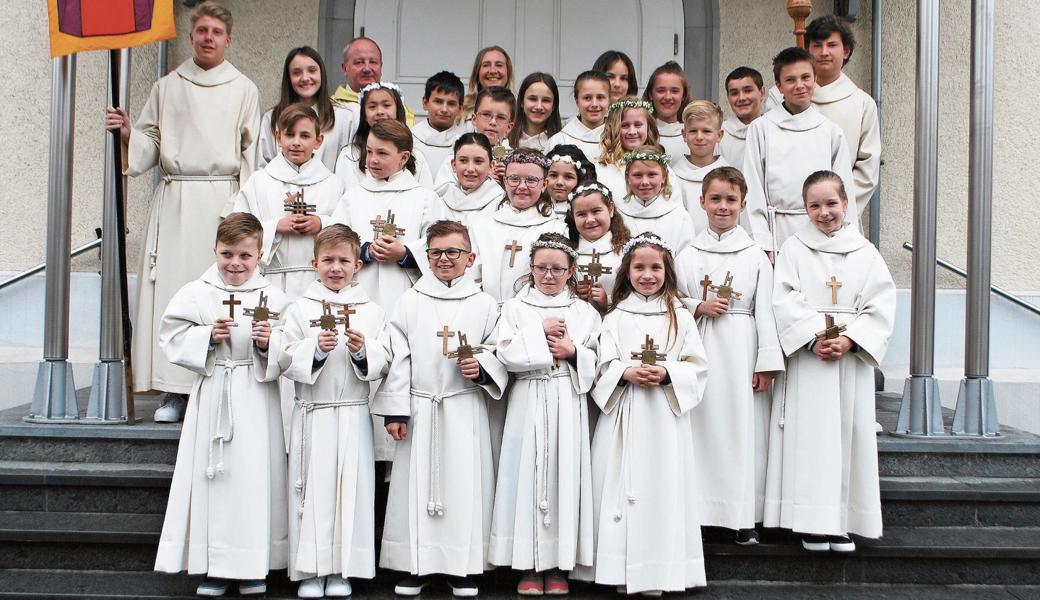 17 Kinder empfingen die Erste Heilige Kommunion. Bild: pd