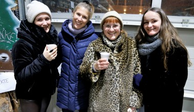 Der erste Büchler Weihnachtsmarkt ist ein Publikumsmagnet