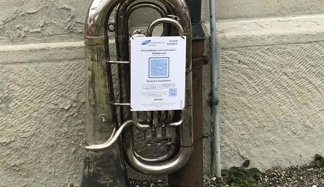 Mittels QR-Code gelangen die Teilnehmer zu den Informationen über die Instrumente. Bild: PD